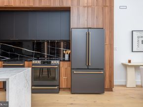 217 Tasker Street, Philadelphia PA 19148