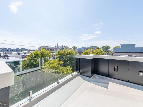 217 Tasker Street, Philadelphia PA 19148