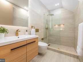 217 Tasker Street, Philadelphia PA 19148