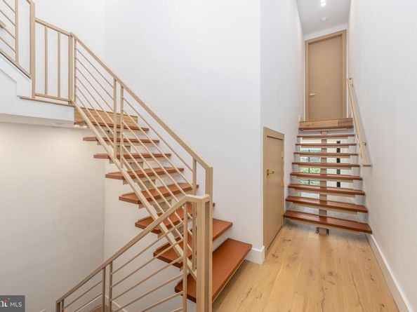 217 Tasker Street, Philadelphia PA 19148