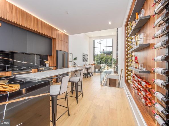 217 Tasker Street, Philadelphia PA 19148