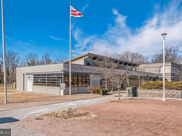 3805 V Street SE, Washington DC 20020
