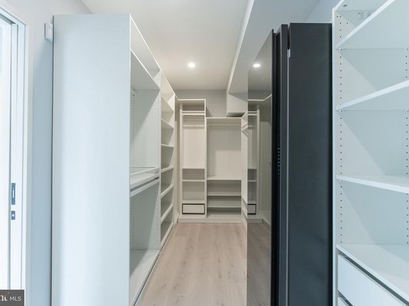 4513 Baker Street, Philadelphia PA 19127