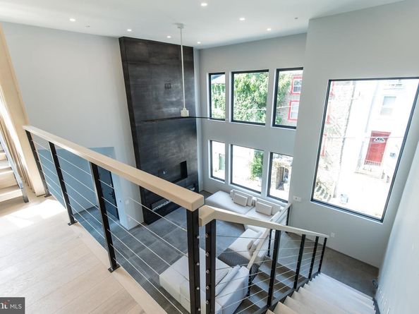 4513 Baker Street, Philadelphia PA 19127