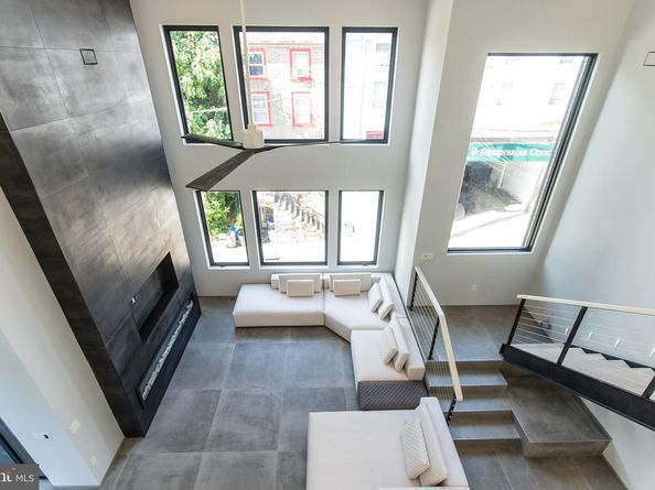 4513 Baker Street, Philadelphia PA 19127