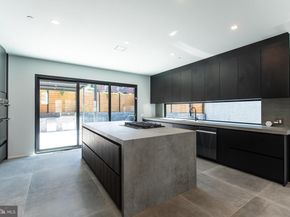 4513 Baker Street, Philadelphia PA 19127
