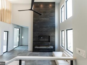 4513 Baker Street, Philadelphia PA 19127