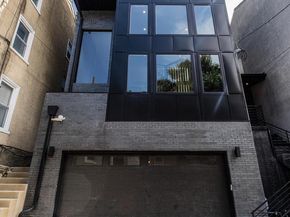 4513 Baker Street, Philadelphia PA 19127