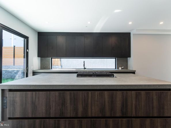 4513 Baker Street, Philadelphia PA 19127