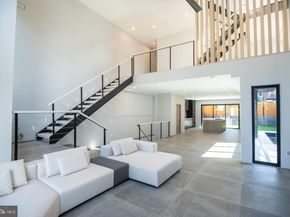 4513 Baker Street, Philadelphia PA 19127