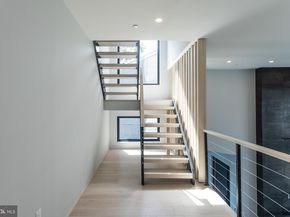 4513 Baker Street, Philadelphia PA 19127