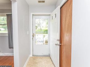 1829 N Dinwiddie Street, Arlington VA 22207