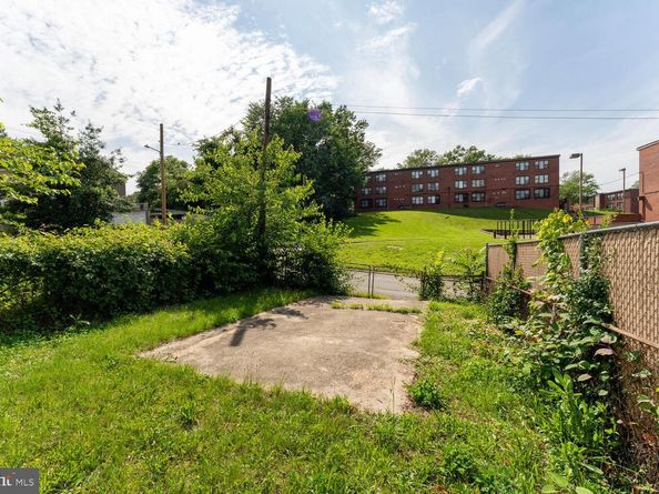 212 Division Avenue NE, Washington DC 20019