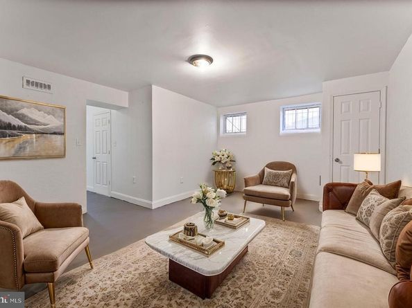 212 Division Avenue NE, Washington DC 20019