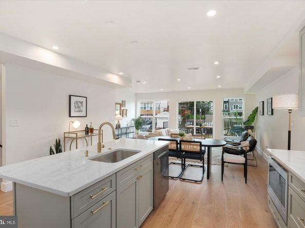 318 Webster Street NW 3, Washington DC 20011