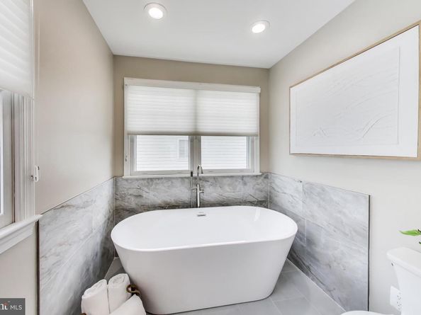 2177 S Glebe Road, Arlington VA 22204