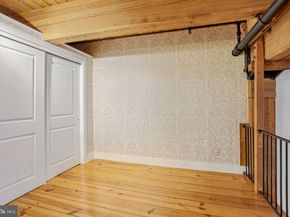 309 Arch Street 206, Philadelphia PA 19106