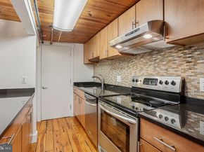 309 Arch Street 206, Philadelphia PA 19106