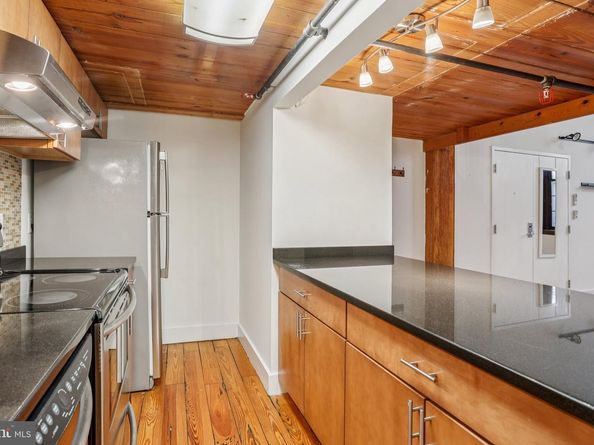 309 Arch Street 206, Philadelphia PA 19106