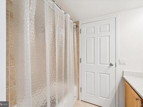 2001 Hamilton Street 1205, Philadelphia PA 19130