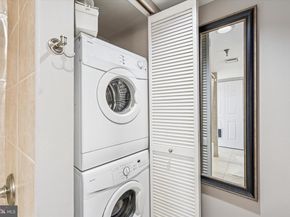 2001 Hamilton Street 1205, Philadelphia PA 19130