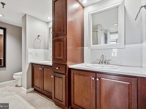 2001 Hamilton Street 1205, Philadelphia PA 19130