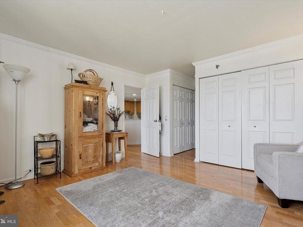 2001 Hamilton Street 1205, Philadelphia PA 19130