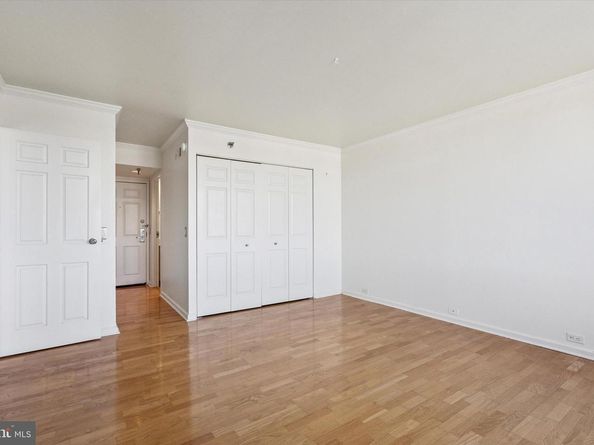 2001 Hamilton Street 1205, Philadelphia PA 19130