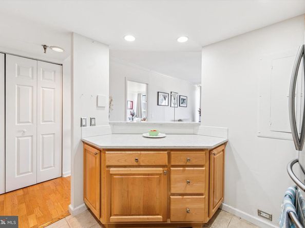 2001 Hamilton Street 1205, Philadelphia PA 19130
