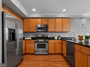 1301 S Carolina Ave SE 7, Washington DC 20003