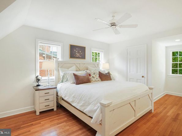 2833 Northampton Street NW, Washington DC 20015