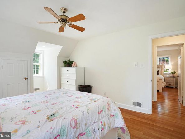 2833 Northampton Street NW, Washington DC 20015