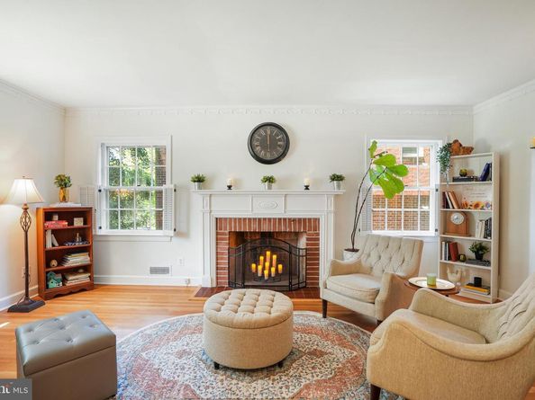 2833 Northampton Street NW, Washington DC 20015