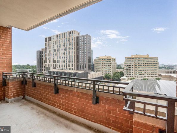1830 Fountain Drive 1106, Reston VA 20190