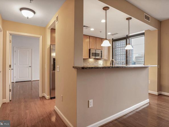 1830 Fountain Drive 1106, Reston VA 20190