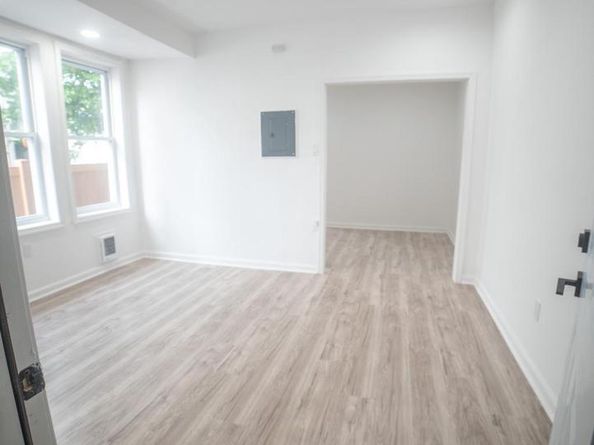 6515 N Park Avenue, Philadelphia PA 19126