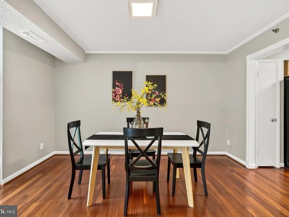 1016 S Wayne Street 101, Arlington VA 22204