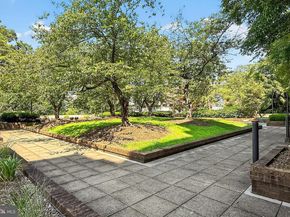 1016 S Wayne Street 101, Arlington VA 22204
