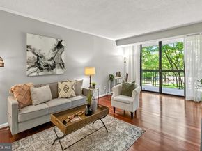 1016 S Wayne Street 101, Arlington VA 22204