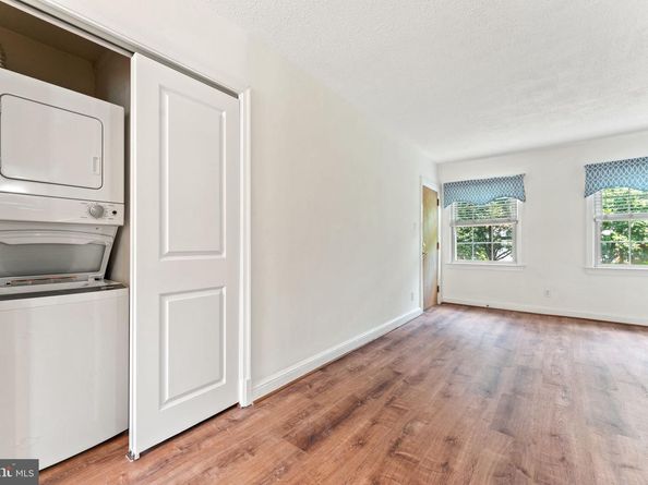 2805 Arlington Boulevard 101, Arlington VA 22201
