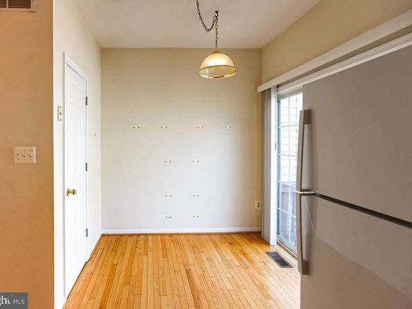 5818 Cowling Court, Alexandria VA 22304