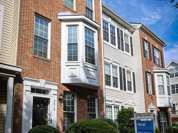 5818 Cowling Court, Alexandria VA 22304