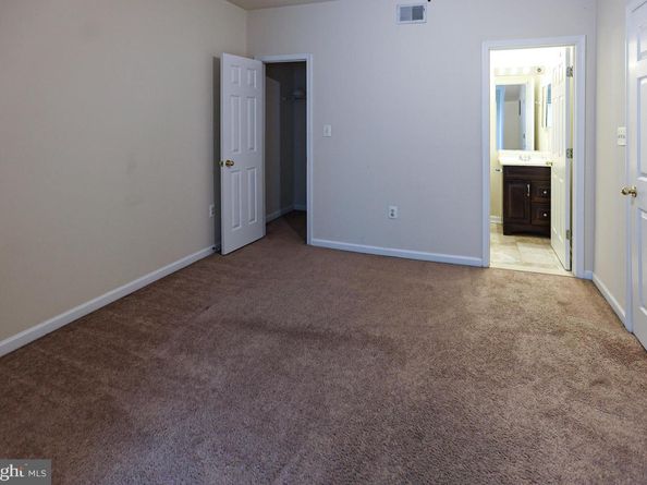 5818 Cowling Court, Alexandria VA 22304