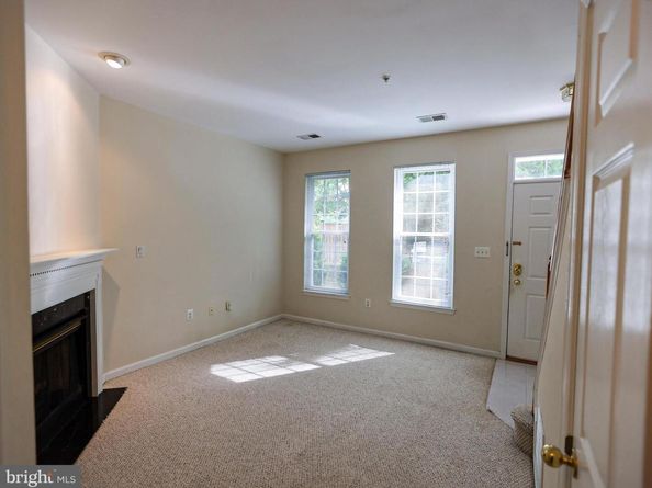 5818 Cowling Court, Alexandria VA 22304