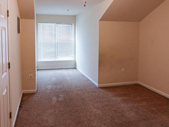 5818 Cowling Court, Alexandria VA 22304