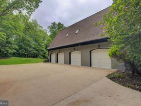 10124 Wendover Drive, Vienna VA 22181