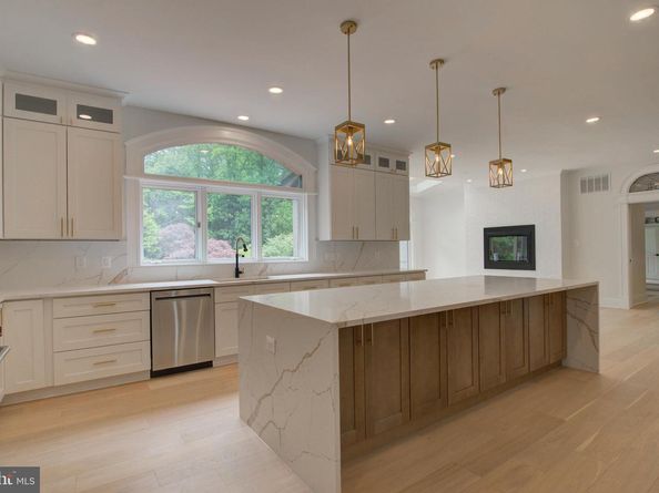 10124 Wendover Drive, Vienna VA 22181
