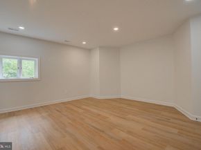 10124 Wendover Drive, Vienna VA 22181