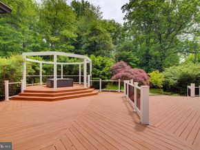 10124 Wendover Drive, Vienna VA 22181