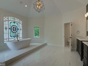 10124 Wendover Drive, Vienna VA 22181